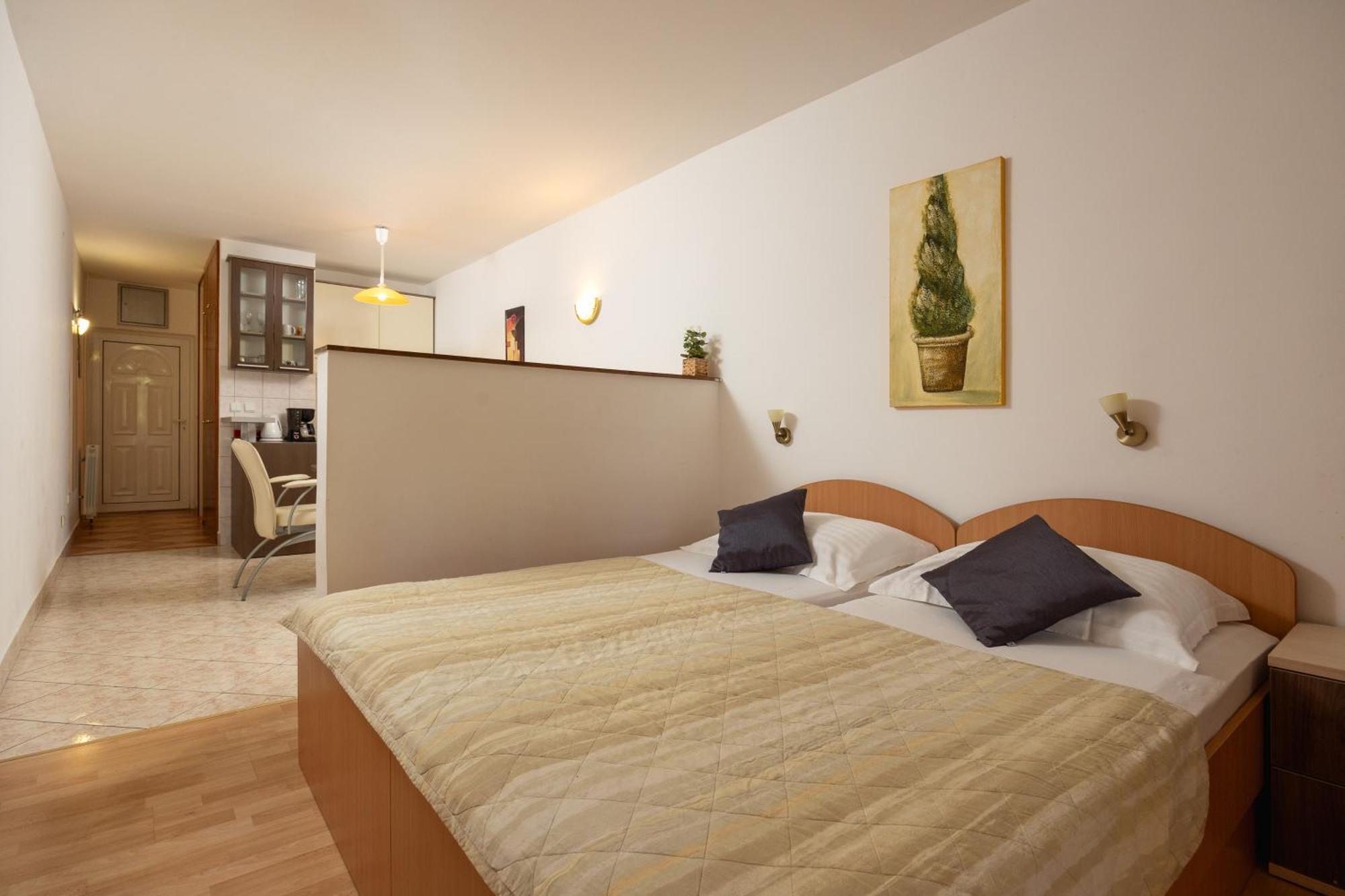 Premium Apartments - Lavica Beach Podstrana Buitenkant foto