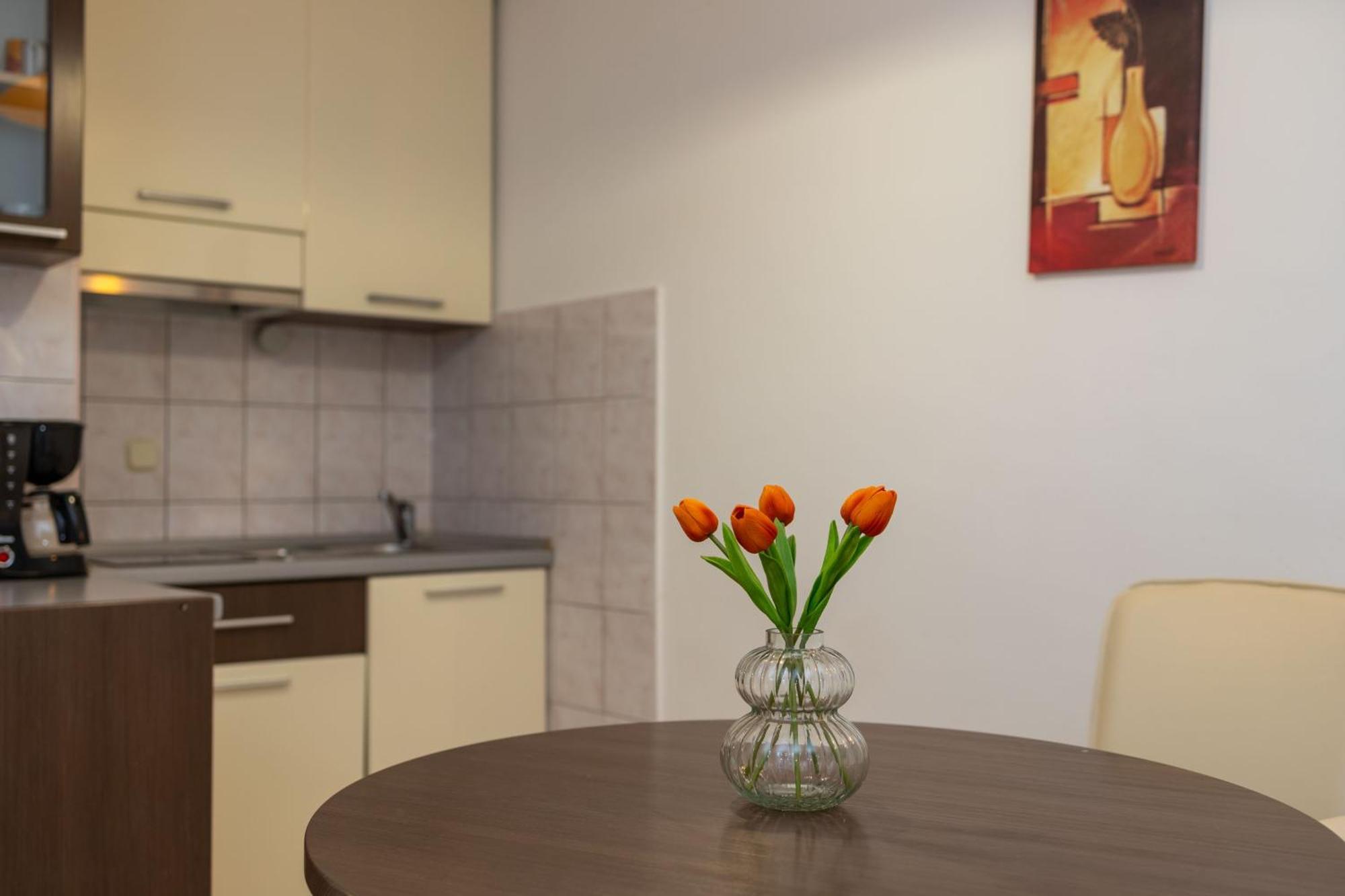 Premium Apartments - Lavica Beach Podstrana Kamer foto