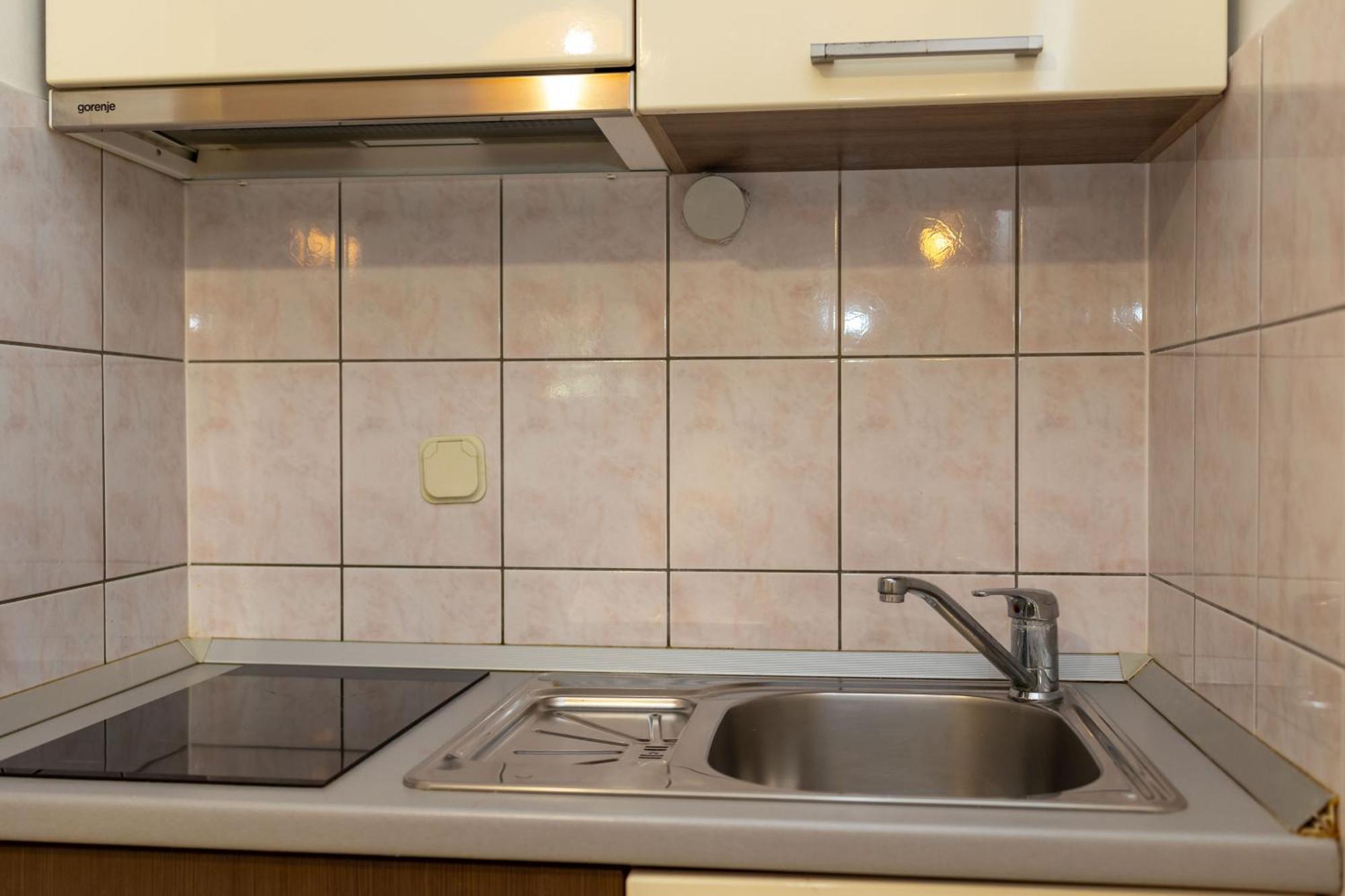 Premium Apartments - Lavica Beach Podstrana Kamer foto